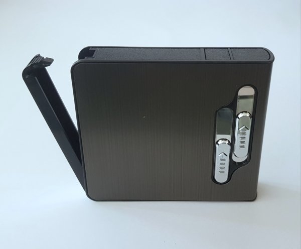 Auto Cigarette Case with USB Lighter - Image 4